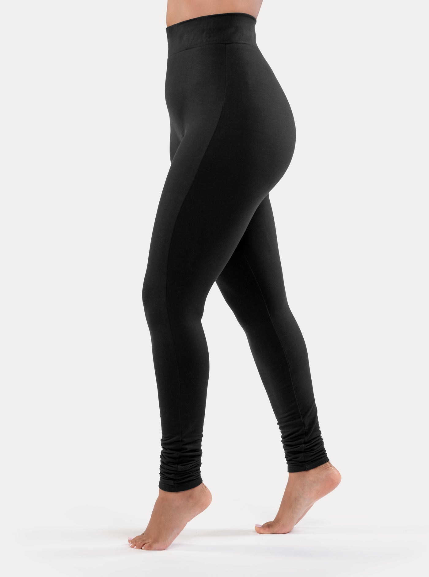 BLACK THE PERFECT LEGGINGS